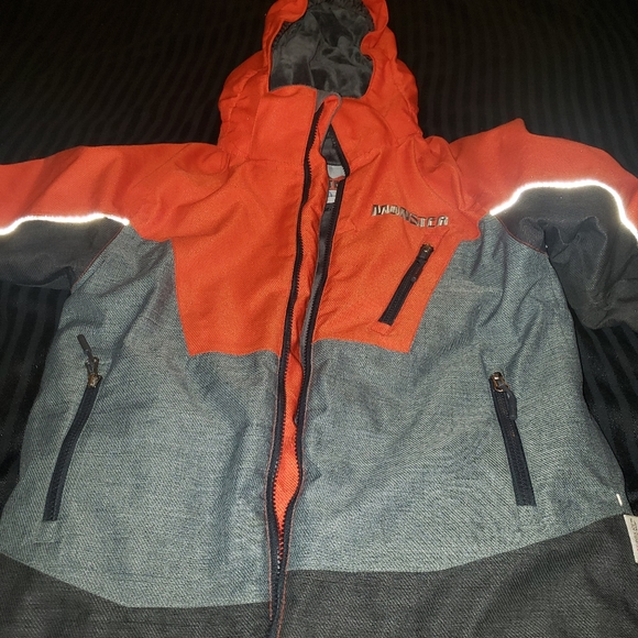 Winter Parka - Picture 2 of 7